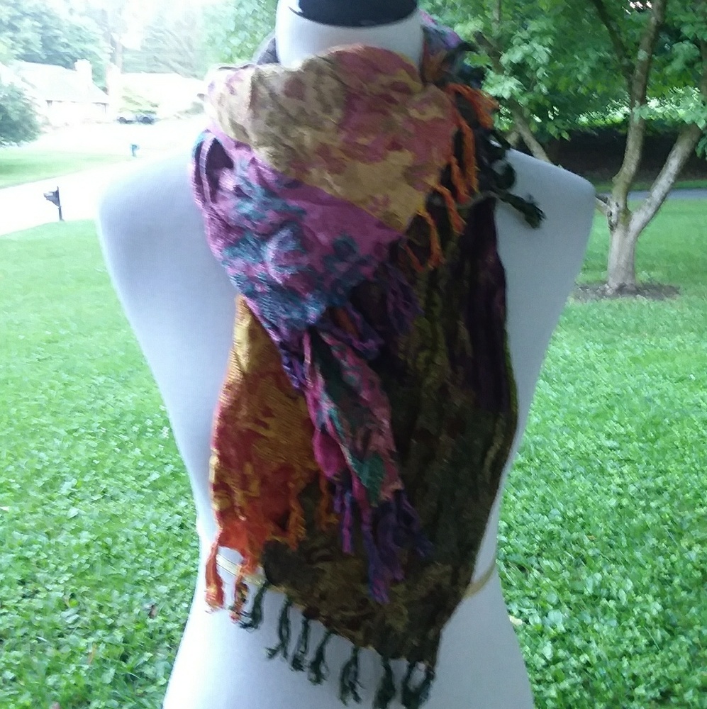 Indian pattern scarf โค๐๐๐ - Picture 2 of 3
